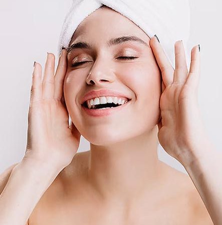 Moisturizing Face Creams for Wrinkles & Daily Moisture